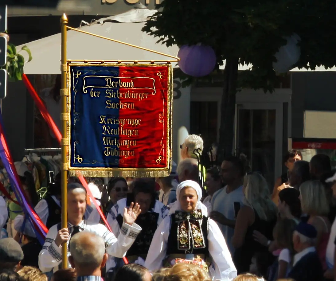 Fotos vom Stadt und Heimatfest in Metzingen – Bilder vom Festzug. — Metzingen TV